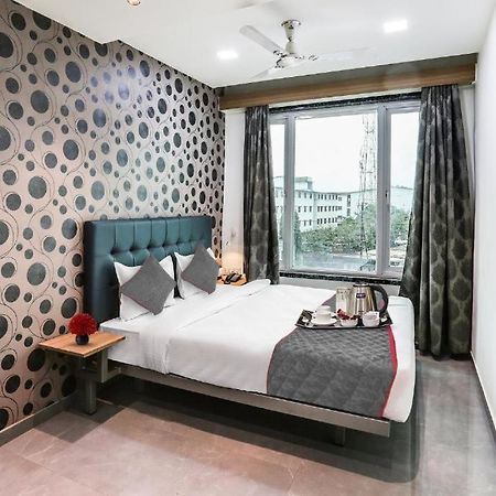 Glitz Hotels Arc Palace - Mankoli, Bhiwandi Ngoại thất bức ảnh