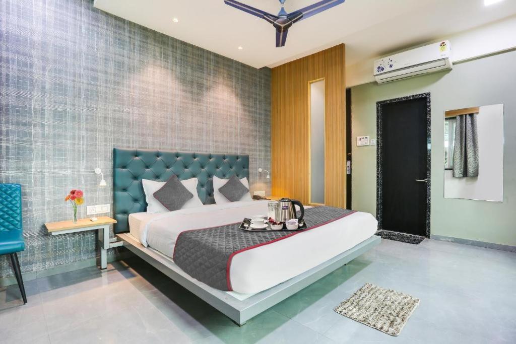 Glitz Hotels Arc Palace - Mankoli, Bhiwandi Ngoại thất bức ảnh